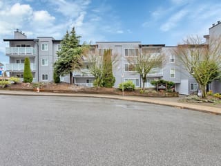 Apartment for sale in Burnaby, Burnaby South, 109 3883 Laurel Street, 263108331 | Realtylink.org