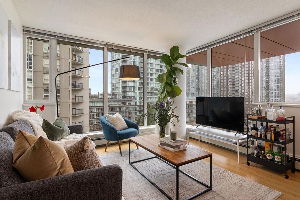 Apartment for sale in Vancouver, Vancouver West, 609 1325 Rolston Street, 263108355 | Realtylink.org