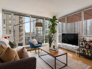 Apartment for sale in Vancouver, Vancouver West, 609 1325 Rolston Street, 263108355 | Realtylink.org
