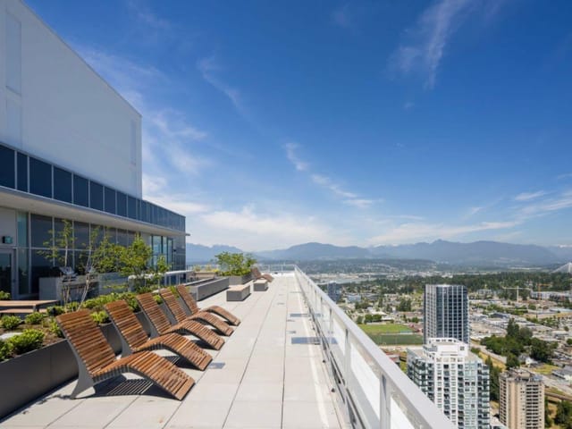 Apartment for sale in Surrey, North Surrey, 1403 13350 Central Avenue Avenue, 263108413 | Realtylink.org