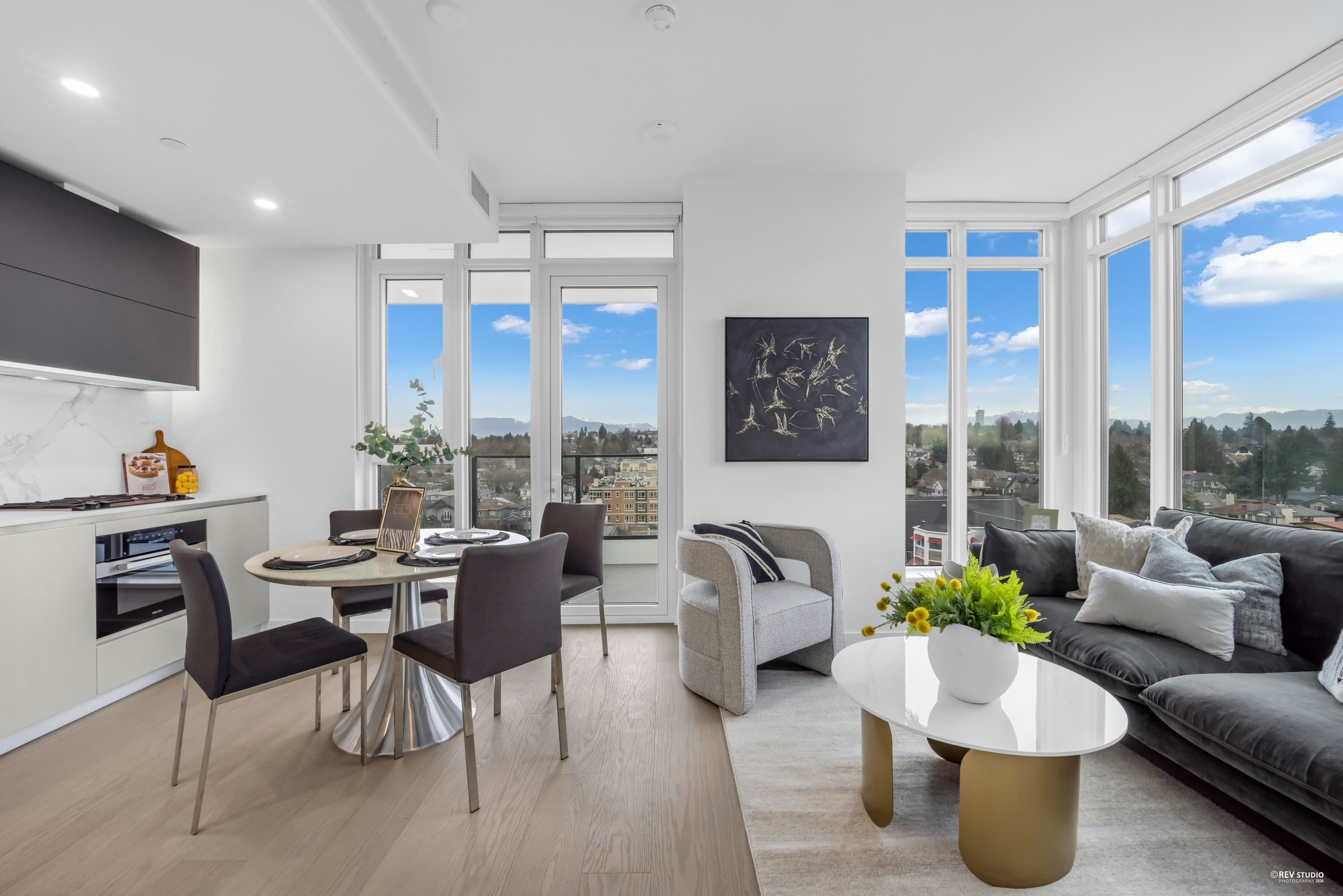 Apartment for sale in Vancouver, Vancouver West, 402 8415 Granville Street, 263108421 | Realtylink.org