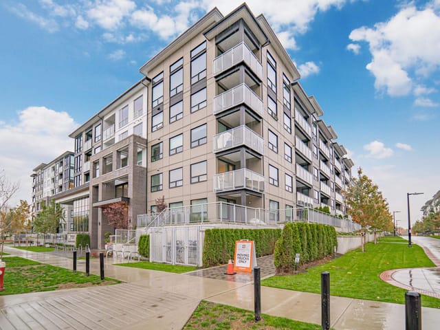 Apartment for sale in Richmond, Richmond, 226 9233 Odlin Road, 263108512 | Realtylink.org