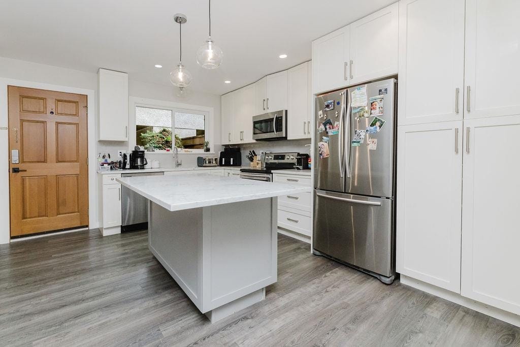 Townhouse for sale in Gibsons, Sunshine Coast, 841 North Road, 263108553 | Realtylink.org