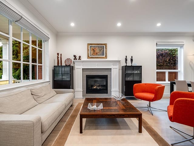 1/2 Duplex for sale in North Vancouver, North Vancouver, 359 E 13th Street, 263108606 | Realtylink.org