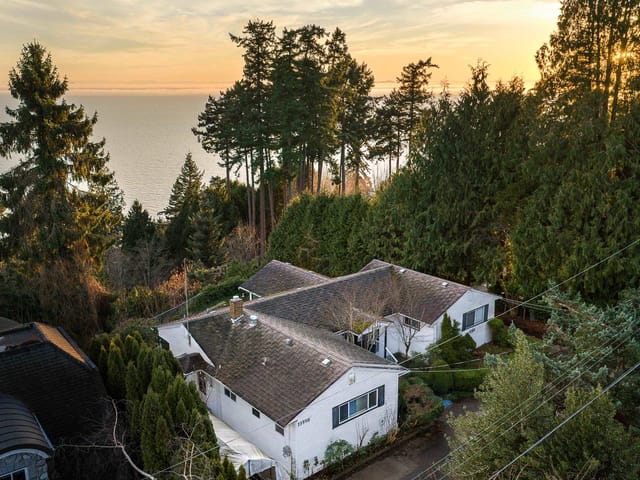 House for sale in White Rock, South Surrey White Rock, 13910 Terry Road, 263108683 | Realtylink.org