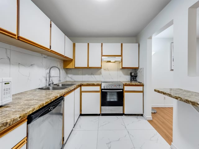 Apartment for sale in Surrey, North Surrey, 108 13364 102 Avenue, 263108803 | Realtylink.org