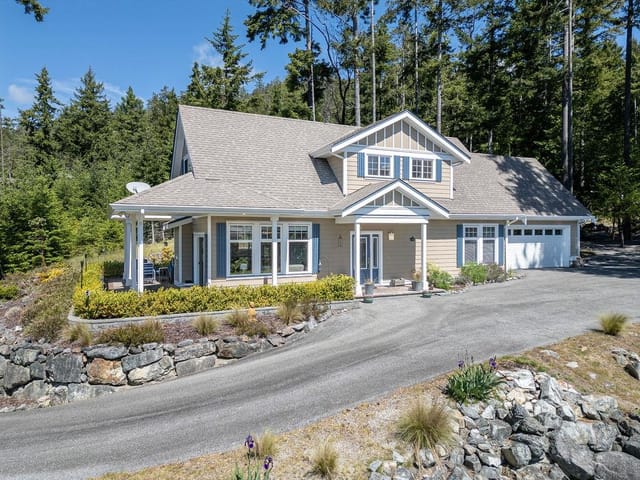 House for sale in Garden Bay, Sunshine Coast, 4247 Johnston Heights Drive, 263108813 | Realtylink.org