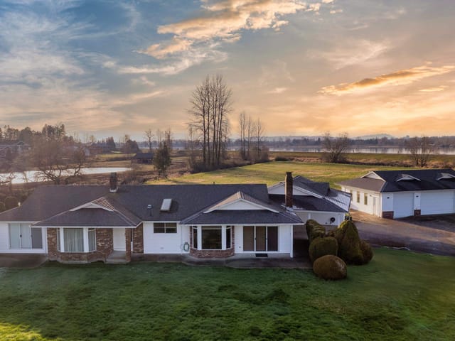 House for sale in Pitt Meadows, Pitt Meadows, 15145 Harris Road, 263108908 | Realtylink.org