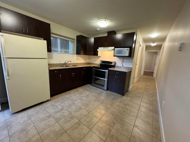 House for rent in Vancouver, Vancouver East, 2650 East 2nd Avenue, 263108934 | Realtylink.org