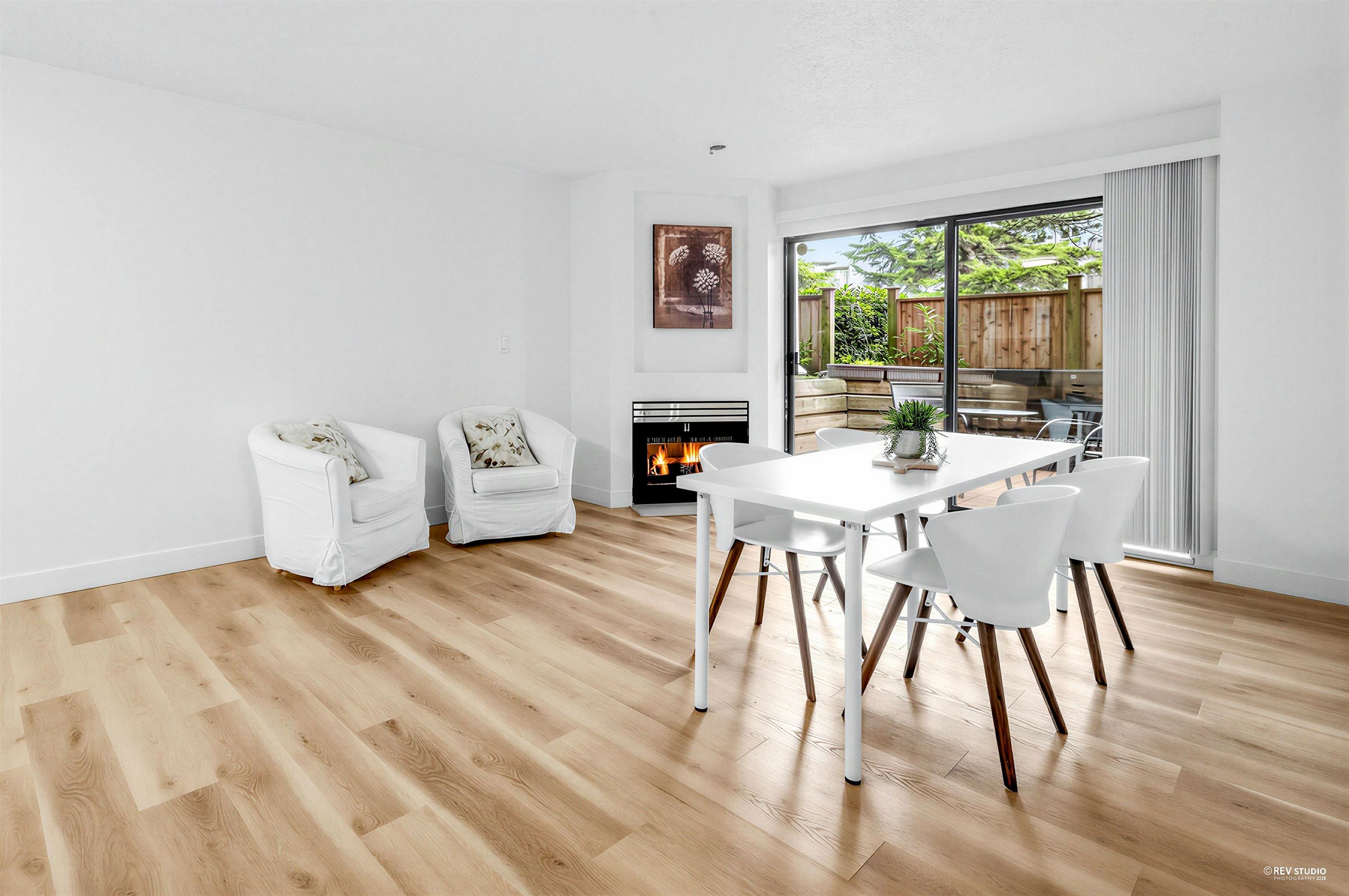 Apartment for sale in Coquitlam, Coquitlam, 107 2925 Glen Drive, 263108944 | Realtylink.org