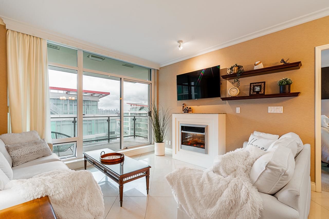 Apartment for sale in North Vancouver, North Vancouver, 905 172 Victory Ship Way, 263109067 | Realtylink.org