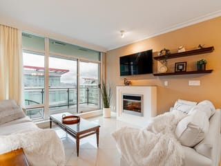 Apartment for sale in North Vancouver, North Vancouver, 905 172 Victory Ship Way, 263109067 | Realtylink.org
