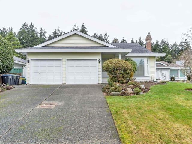 House for sale in Surrey, South Surrey White Rock, 14243 19a Avenue, 263109101 | Realtylink.org