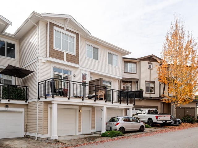 Townhouse for sale in Surrey, Cloverdale, 77 19433 68 Avenue, 263109223 | Realtylink.org