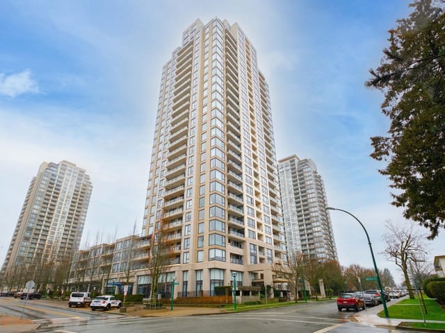 Apartment for sale in Burnaby, Burnaby South, 607 7063 Hall Avenue, 263109291 | Realtylink.org