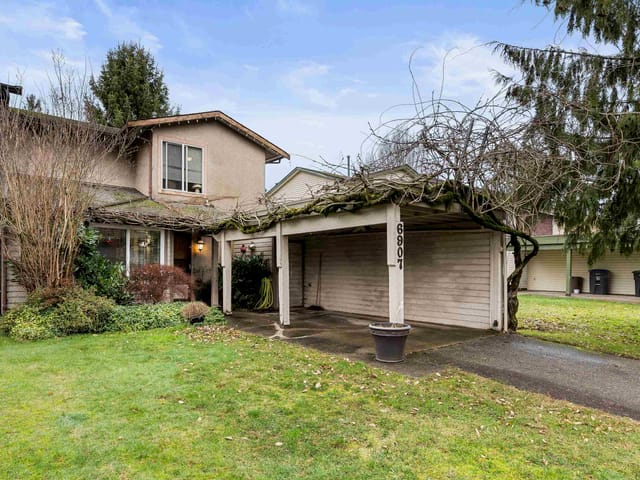 1/2 Duplex for sale in Surrey, Surrey, 6907 134a Street, 263109296 | Realtylink.org