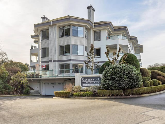 Apartment for sale in Abbotsford, Abbotsford, 214 2451 Gladwin Road, 263109320 | Realtylink.org
