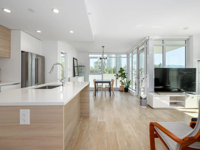 Apartment for sale in Coquitlam, Coquitlam, 407 525 Foster Avenue, 263109354 | Realtylink.org