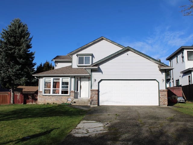 House for sale in Surrey, Surrey, 13779 90 Avenue, 263109396 | Realtylink.org