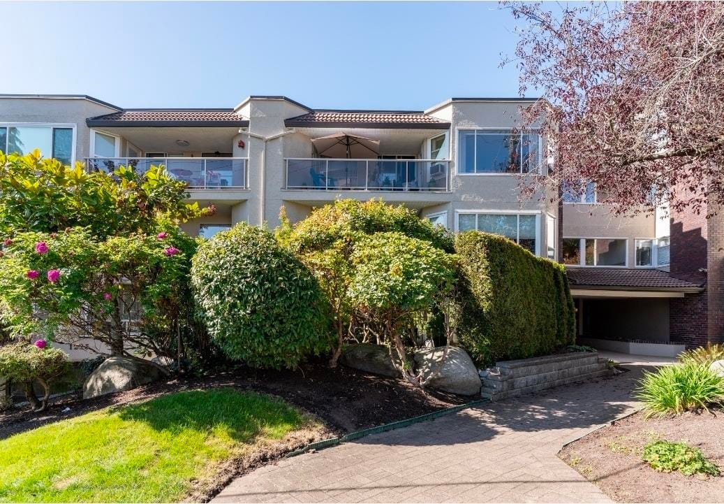 Apartment for sale in White Rock, South Surrey White Rock, 501 1225 Merklin Street, 263109609 | Realtylink.org