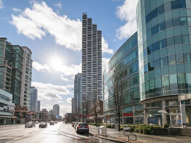 Apartment for sale in Burnaby, Burnaby South, 803 6000 McKay Avenue, 263109623 | Realtylink.org