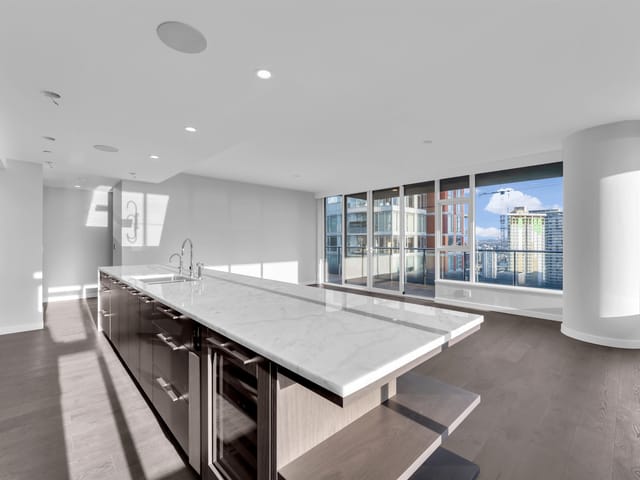 Apartment for sale in Vancouver, Vancouver West, 3103 1335 Howe Street, 263109767 | Realtylink.org