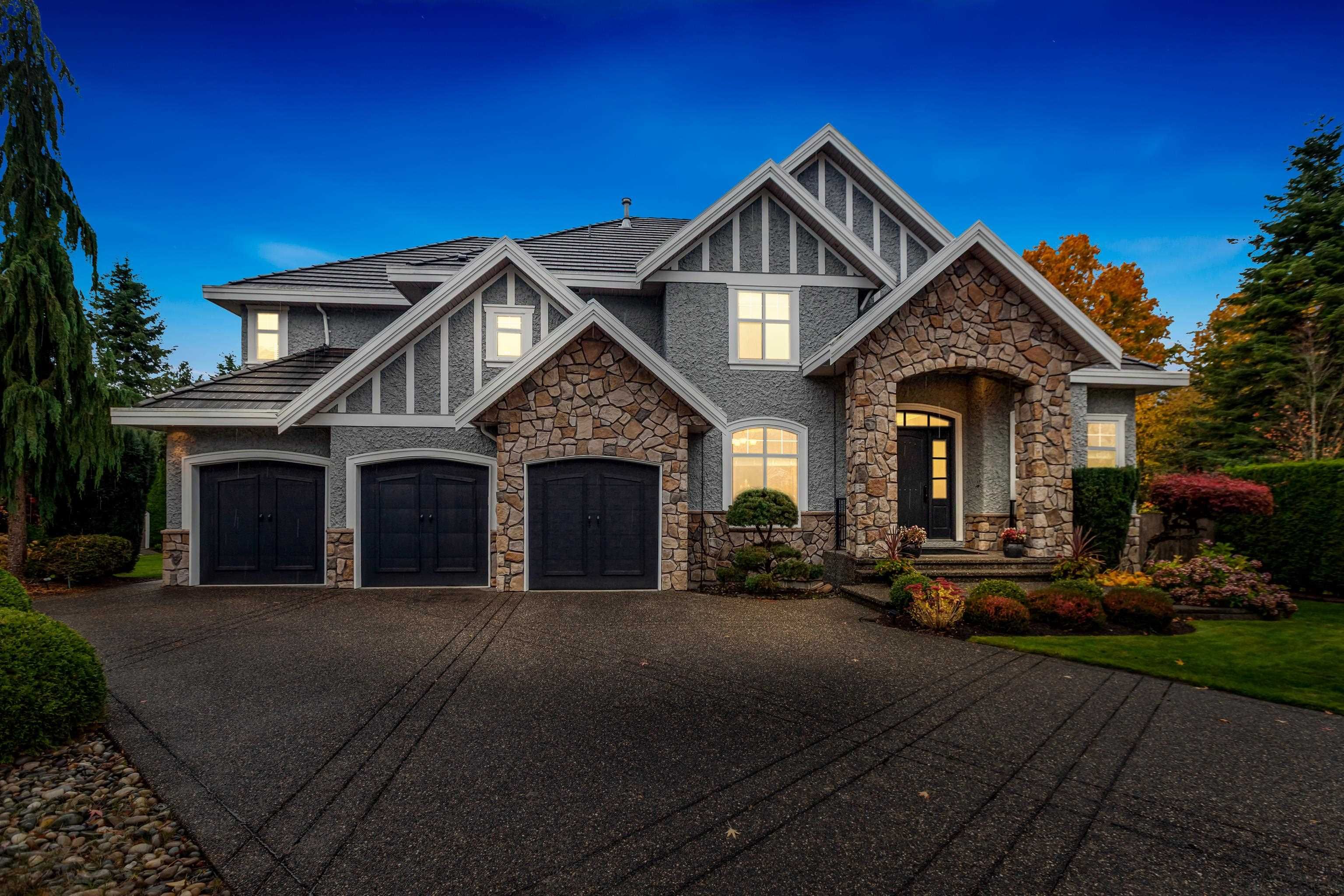 House for sale in Surrey, Surrey, 15296 57 Avenue, 263109792 | Realtylink.org