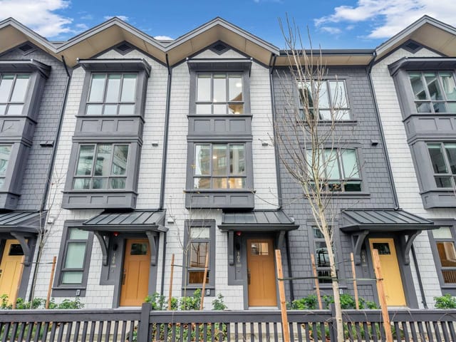 Townhouse for rent in North Vancouver, North Vancouver, 105 2320 Emery Court, 263109801 | Realtylink.org