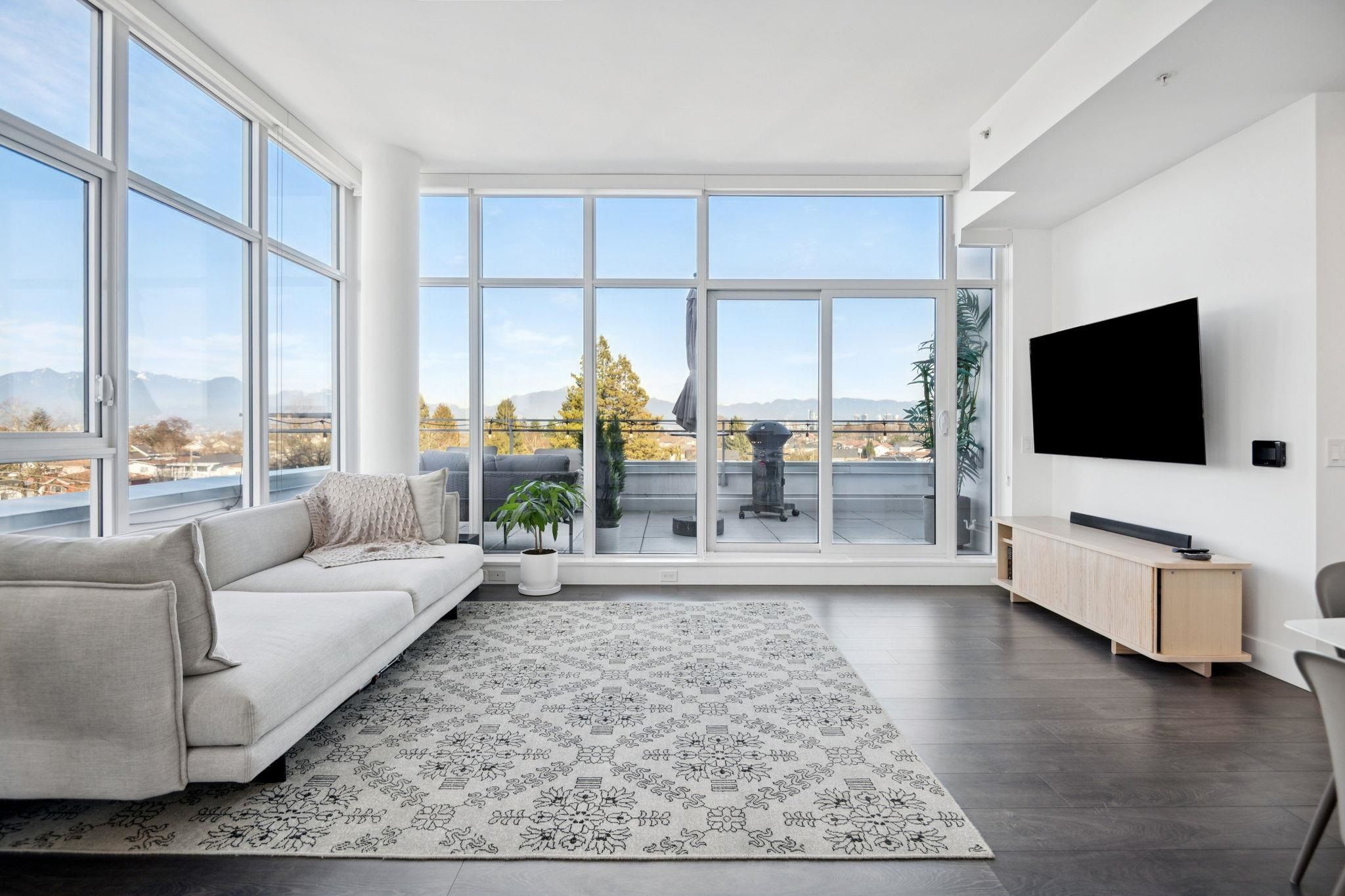 Apartment for sale in Vancouver, Vancouver East, PH1 2455 Kingsway, 263109859 | Realtylink.org