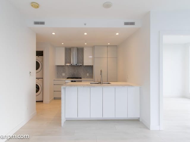 Apartment for rent in Burnaby, Burnaby South, 2702 4670 Assembly Way, 263109877 | Realtylink.org