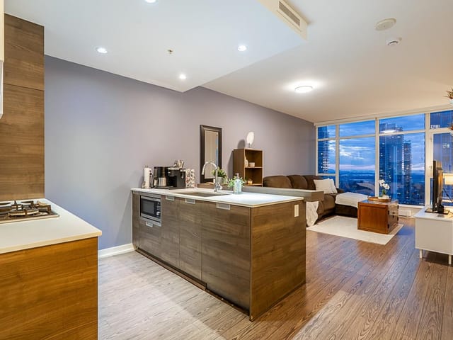 Apartment for sale in Burnaby, Burnaby South, 2910 4688 Kingsway, 263109899 | Realtylink.org