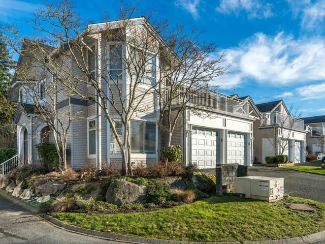 Townhouse for sale in Surrey, Surrey, 115 9072 Fleetwood Way, 263109984 | Realtylink.org