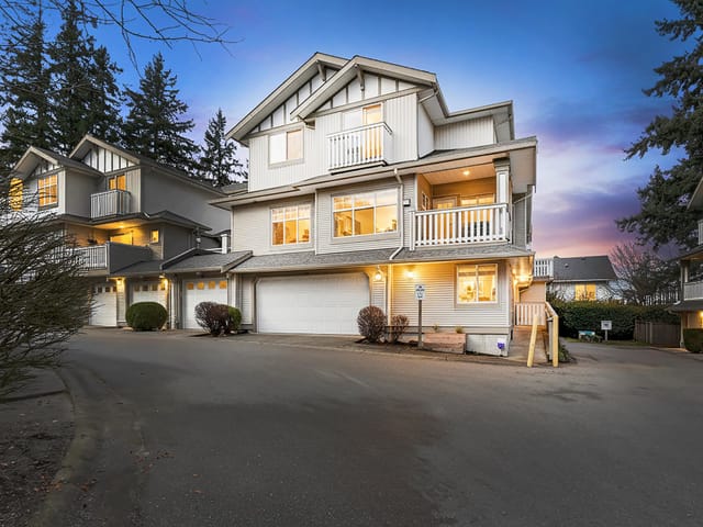 Townhouse for sale in Surrey, South Surrey White Rock, 11 2733 Parkway Drive, 263110110 | Realtylink.org