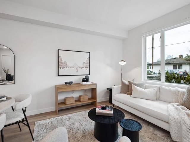 Apartment for sale in Coquitlam, Coquitlam, 104 715 Ducklow Street, 263110176 | Realtylink.org