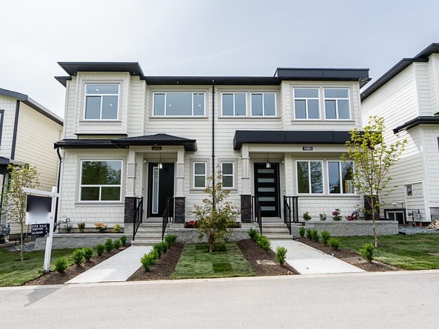 1/2 Duplex for sale in Surrey, South Surrey White Rock, 2037 168 Street, 263110192 | Realtylink.org