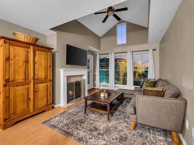 Apartment for sale in Coquitlam, Coquitlam, 315 888 Gauthier Avenue, 263110226 | Realtylink.org