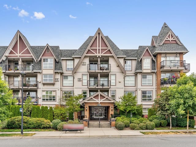 Apartment for sale in Surrey, Cloverdale, 310 17769 57 Avenue, 263110250 | Realtylink.org