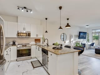 Apartment for sale in Surrey, North Surrey, 102 15385 101a Avenue, 263110356 | Realtylink.org