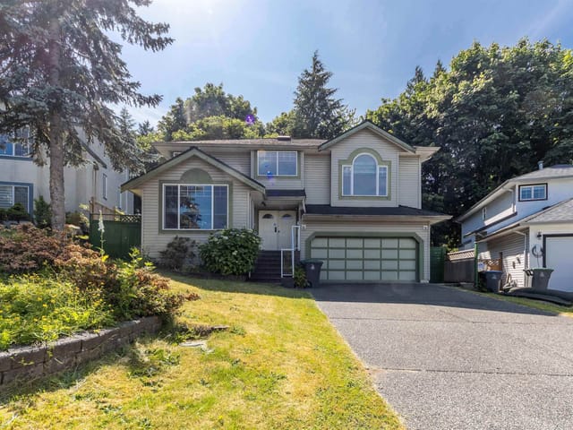 House for sale in Surrey, North Surrey, 14534 St. Andrews Drive, 263110463 | Realtylink.org