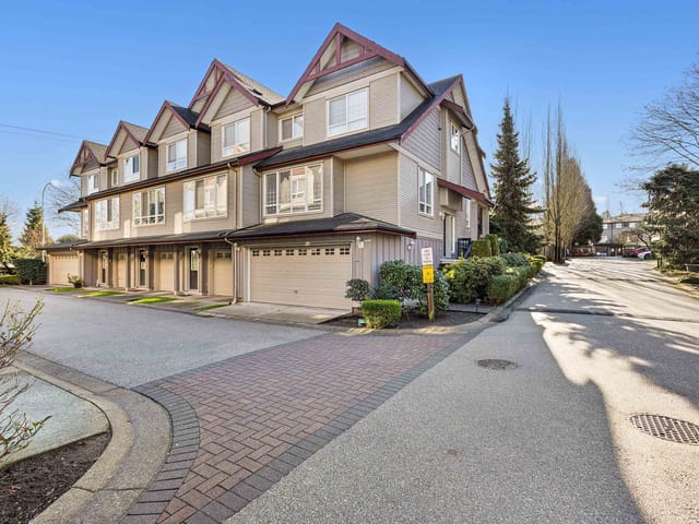 Townhouse for sale in Surrey, Cloverdale, 17 16772 61 Avenue, 263110543 | Realtylink.org