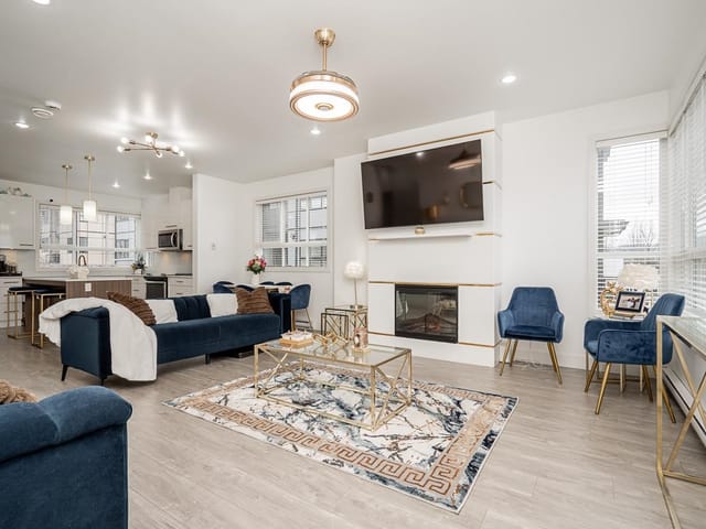 Townhouse for sale in Abbotsford, Abbotsford, 8 1938 North Parallel Road, 263110574 | Realtylink.org