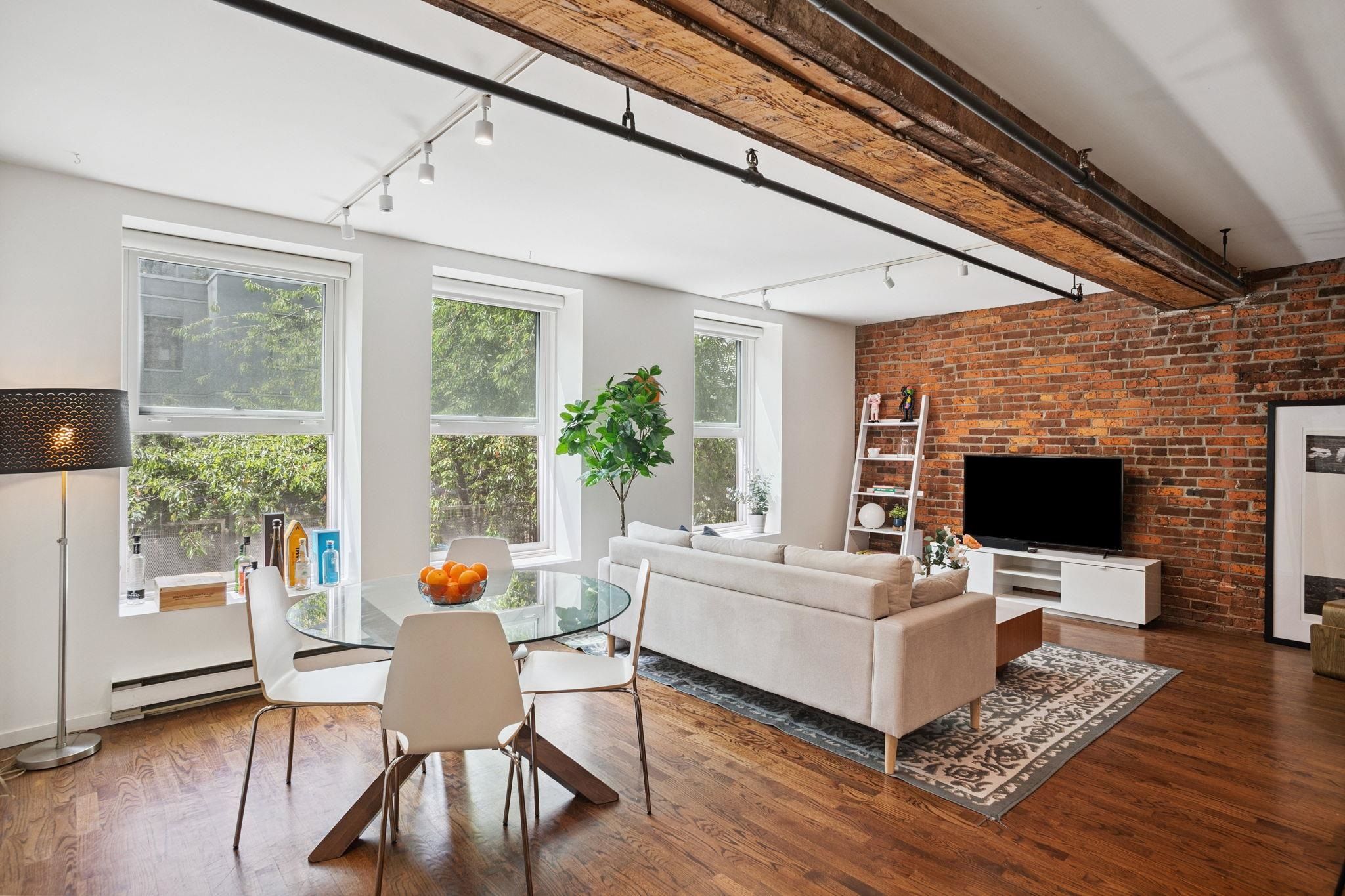 Apartment for sale in Vancouver, Vancouver East, 203 150 Alexander Street, 263110647 | Realtylink.org