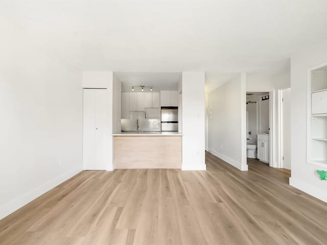 Apartment for sale in Vancouver, Vancouver East, 101 1545 E 2nd Avenue, 263110671 | Realtylink.org