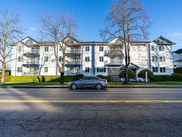 Apartment for sale in Surrey, Cloverdale, 305 17695 58 Avenue, 263110687 | Realtylink.org