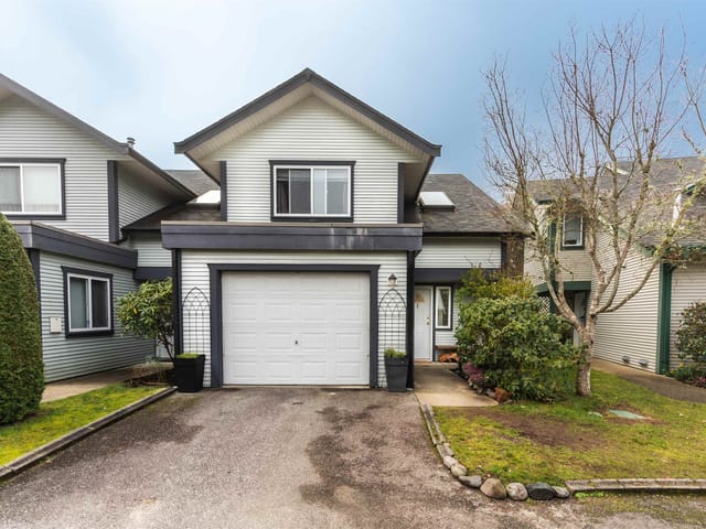 Townhouse for sale in Sechelt, Sunshine Coast, 111 5711 Ebbtide Street, 263110729 | Realtylink.org