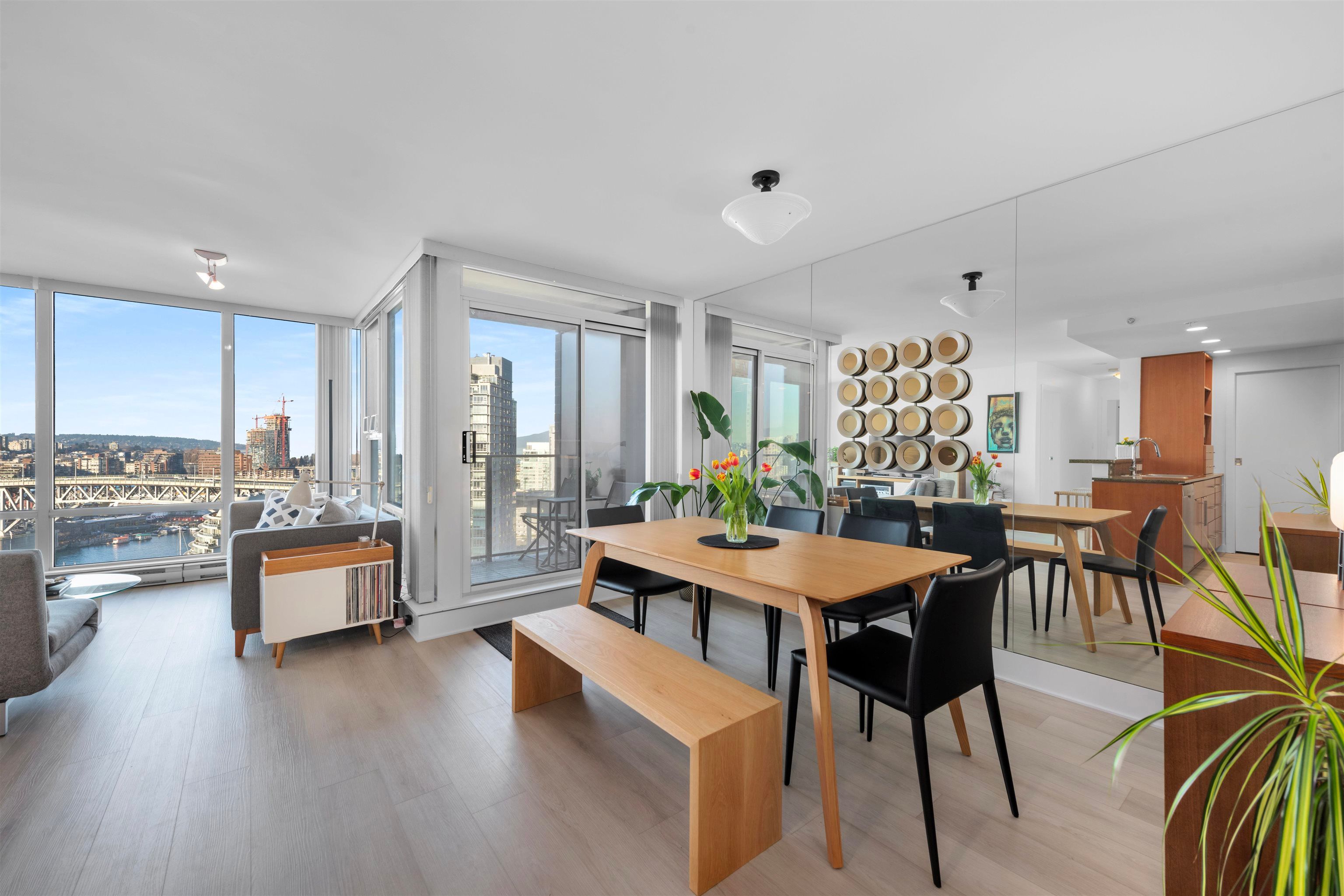 Apartment for sale in Vancouver, Vancouver West, 2105 455 Beach Crescent, 263110743 | Realtylink.org