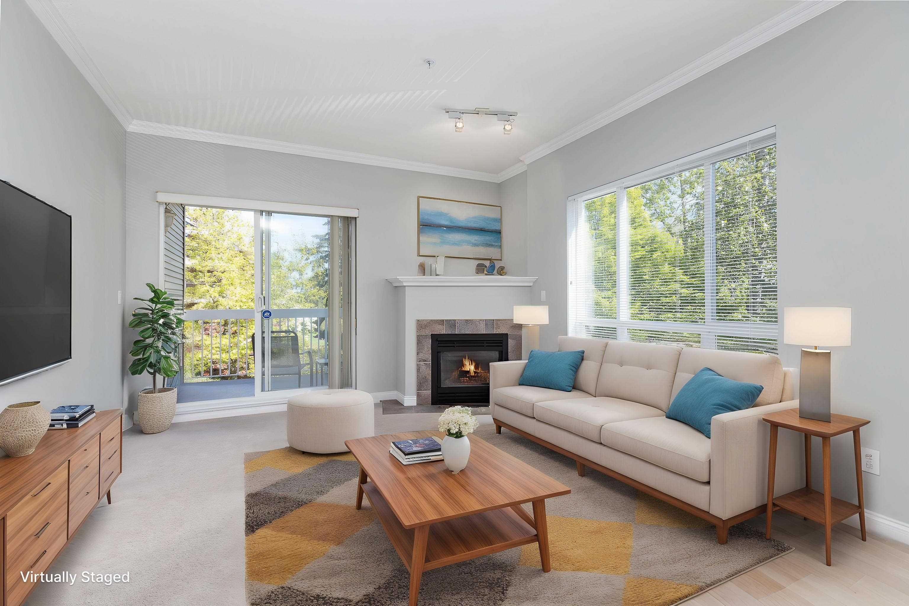 Apartment for sale in Surrey, South Surrey White Rock, 208 1685 152a Street, 263110775 | Realtylink.org