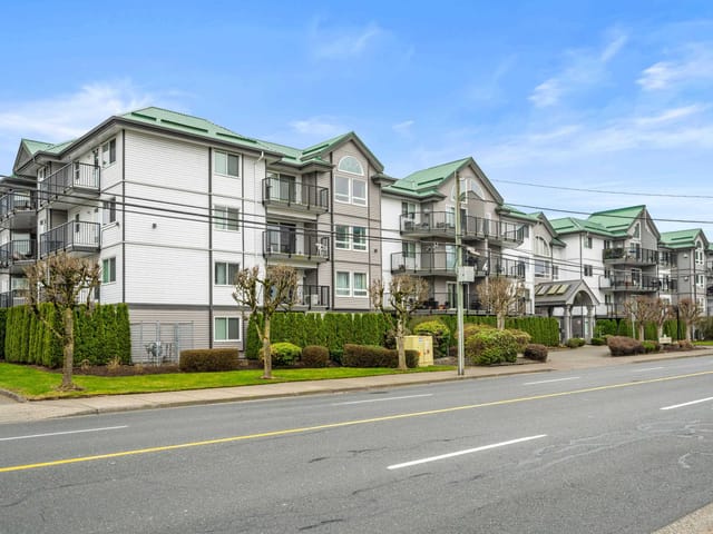 Apartment for sale in Abbotsford, Abbotsford, 315 32044 Old Yale Road, 263110817 | Realtylink.org