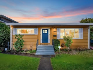 House for sale in Burnaby, Burnaby North, 7247 Barnet Road, 263110897 | Realtylink.org