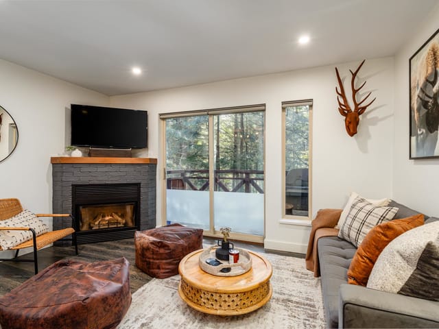 Townhouse for sale in Whistler, Whistler, 113 3070 Hillcrest Drive, 263110924 | Realtylink.org